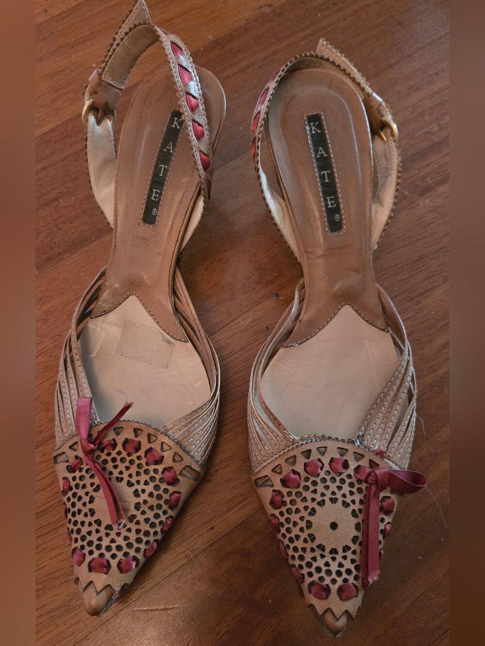 Kate Slingback Kitten Heels in Tan with Rose Ribbon Accents Sz 37.5